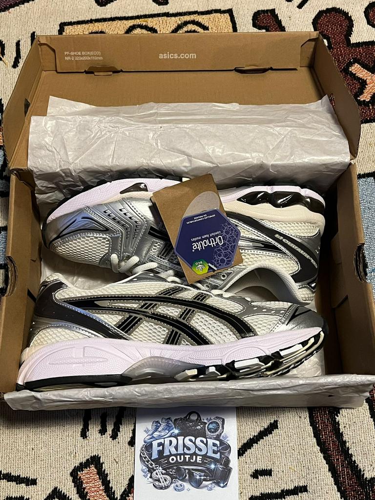 ASICS GEL KAYANO 14 maat 42 nieuw, Wit, Nieuw, Ophalen of Verzenden, Sneakers of Gympen