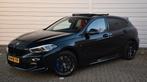 BMW 1-serie 118i High Executive Edition*1e eig*M-Pakket*Pano, Auto's, BMW, Gebruikt, Zwart, 3 cilinders, 695 kg