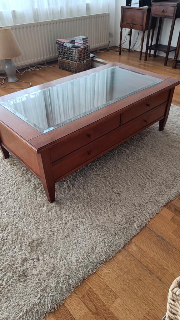 Salontafel met glasplaat en lades, Ophalen