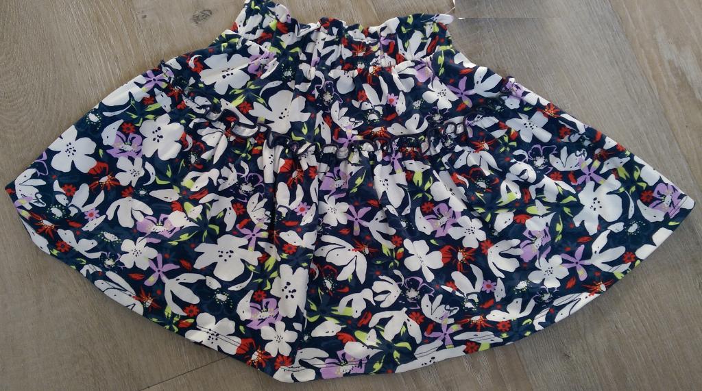 Set: rokje, 3 t-shirts, jumpsuit, short, 2 vestjes (110-116), Gebruikt, Meisje, Ophalen of Verzenden, Setje