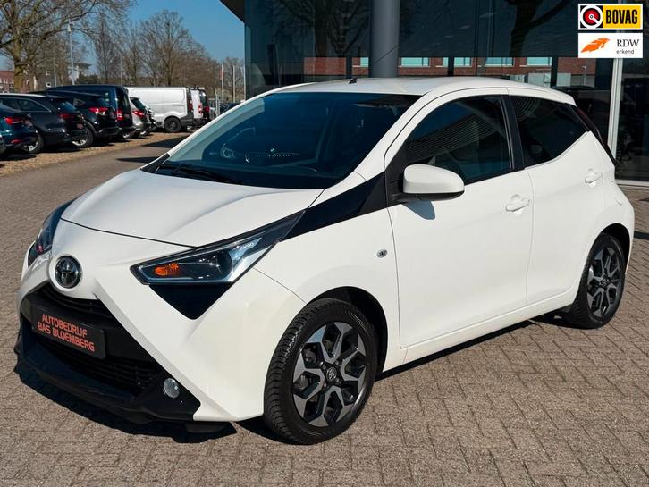 Toyota Aygo 1.0 VVT-i x-play, Airco, Apple carplay, Camera,, Auto's, Toyota, Bedrijf, Te koop, Aygo, ABS, Achteruitrijcamera, Airbags
