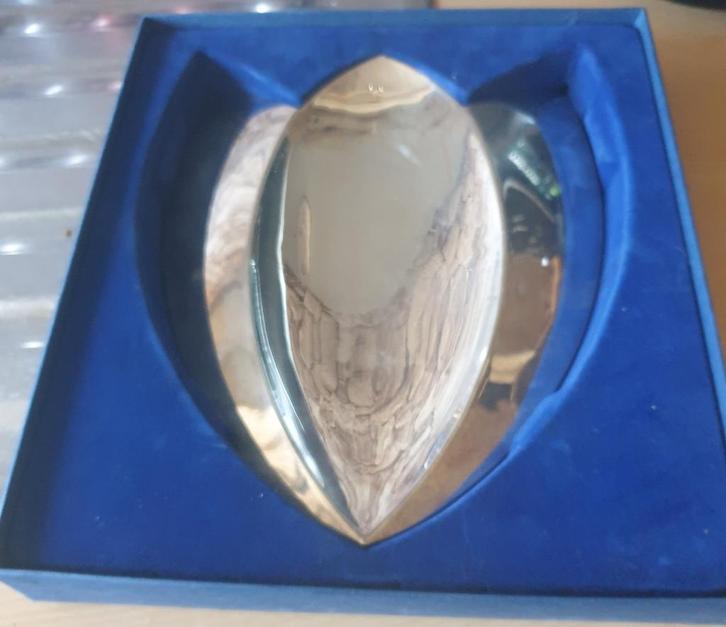 Koninklijke Begeer  schaaltje verzilverd is vorm vsn tulp, Antiek en Kunst, Antiek | Schalen, Ophalen of Verzenden