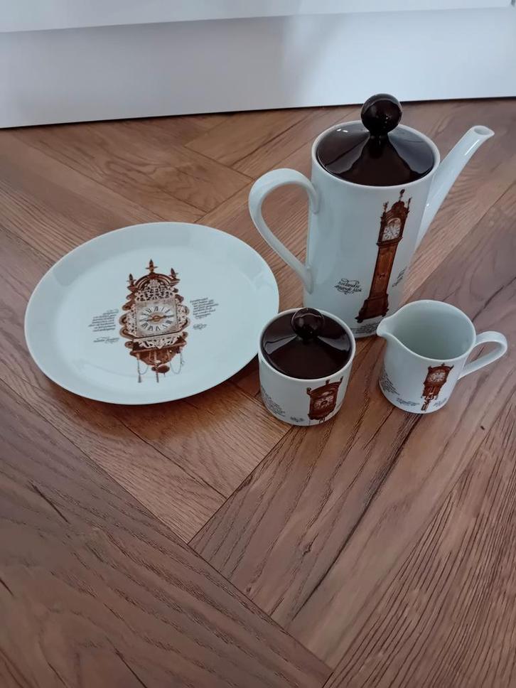 Mitterteich Porselein Klokkenservies, Antiek en Kunst, Antiek | Servies compleet, Ophalen of Verzenden