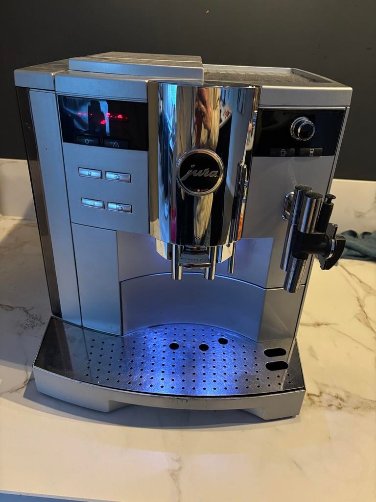 Jura Impressa S9 Koffiemachine - Lekt, maar heerlijke koffie, Witgoed en Apparatuur, Koffiezetapparaten, Gebruikt, Koffiemachine