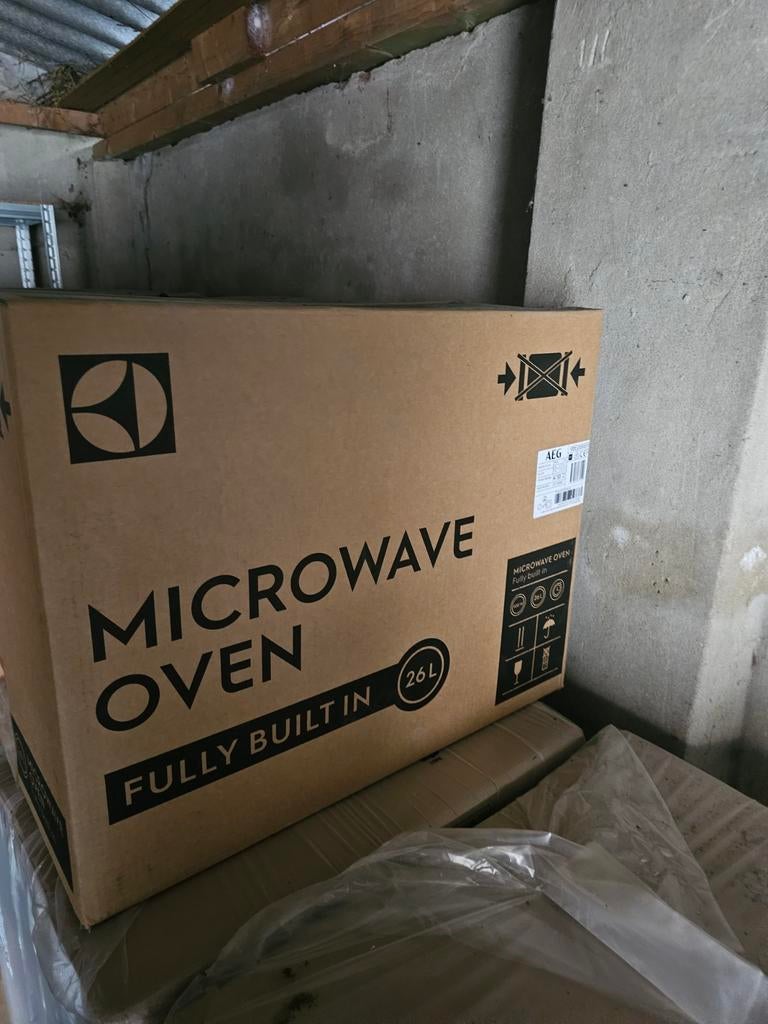 AEG Inbouw Magnetron MBE2658SEB Zwart 26L, Witgoed en Apparatuur, Magnetrons, Ophalen, Nieuw, Magnetron, Inbouw