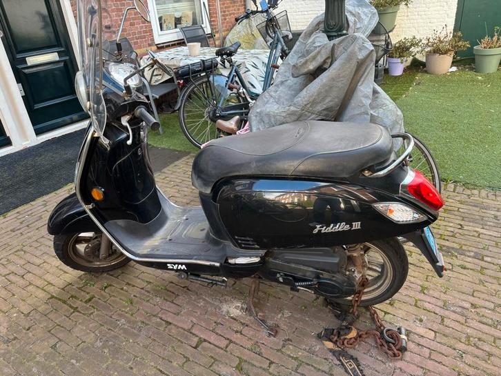 Sym Fiddle III snorscooter, Fietsen en Brommers, Snorfietsen en Snorscooters, Gebruikt, SYM, Benzine, Ophalen