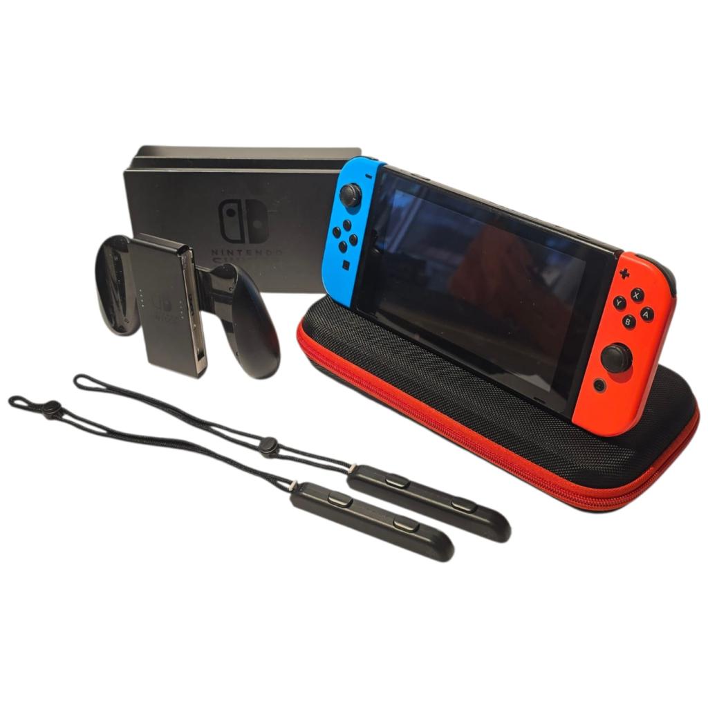 Nintendo Switch Rood/Blauw | Nette Staat, Nintendo, Gebruikt, Support@nintendo.com, 11-1 Hokotate-cho, Kamitoba, Minami-ku
Kyoto 601-8501
Japan