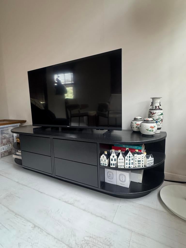 WOOOD tv meubel zwart, Gebruikt, 150 tot 200 cm, Ophalen of Verzenden, Minder dan 100 cm