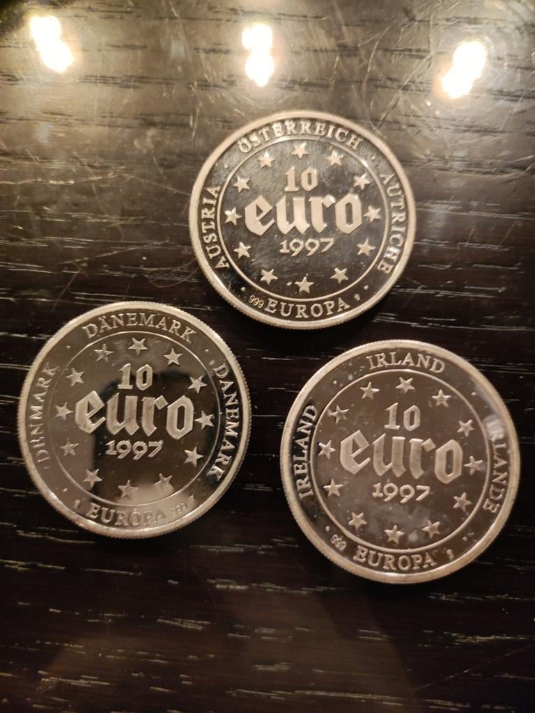 Set van 3 Zilveren Munten 999 Puur - 60 gram Totaal, Postzegels en Munten, Munten | Europa | Euromunten, Setje, Zilver, Overige landen