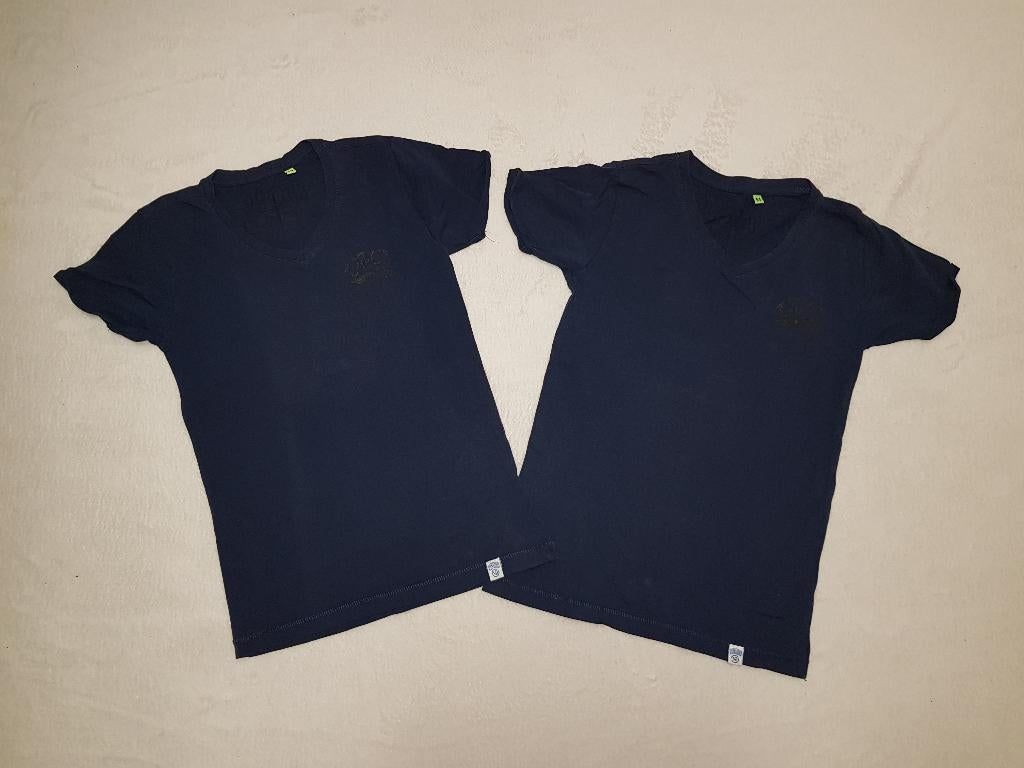 2 Mooie blauwe VINGINO stretch shirts Hadyn maat M/ 134-140., Kinderen en Baby's, Kinderkleding | Maat 134, Verzenden, Zo goed als nieuw