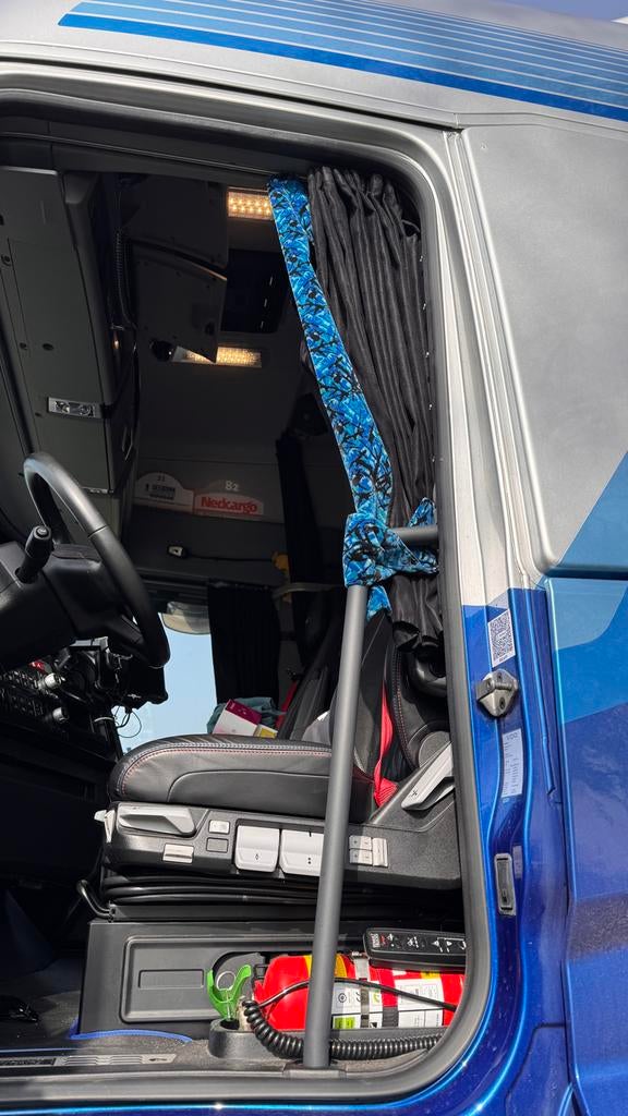 Zwarte gordijnen met blauwe pluche rand en voorraamband, Auto-onderdelen, Vrachtwagen-onderdelen, Renault, Interieur en Bekleding