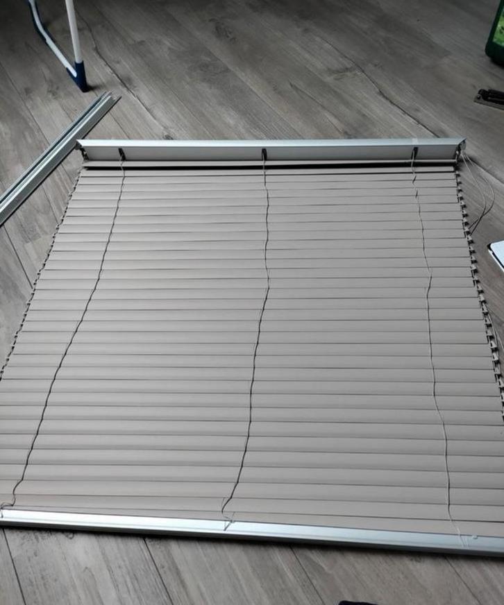 velux dakraam jaloezie GGL 4 PAL S06 7059S taupe, Huis en Inrichting, Stoffering | Gordijnen en Lamellen, Zo goed als nieuw, Minder dan 100 cm