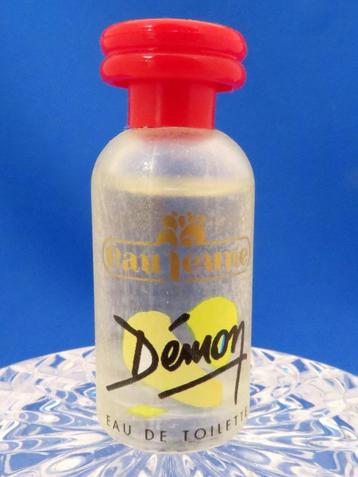 Mini set 4 - EAU JEUNE - 4x5ml - edt - 4,8cm beschikbaar voor biedingen