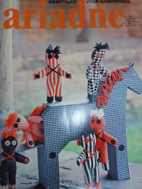 Ariadne handwerken maart 1973, Boeken, Hobby en Vrije tijd, Zo goed als nieuw, Breien en Haken, Ophalen of Verzenden