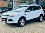 Ford Kuga 1.6 Titanium 150PK! Navi l Cruise l Leder l PDC l, Auto's, Ford, 1597 cc, Te koop, Geïmporteerd, 5 stoelen