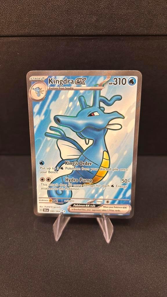 Kingdra EX 80/64 - Shrouded Fable, Hobby en Vrije tijd, Verzamelkaartspellen | Pokémon, Zo goed als nieuw, Ophalen of Verzenden
