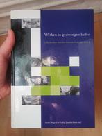Lous Krechtig - Werken in gedwongen kader, Ophalen of Verzenden, Zo goed als nieuw, Lous Krechtig; Jacqueline Bosker; Anneke Menger