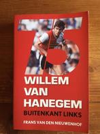 Voetbalboek- 75 Willem van Hanegem- Buitenkant links, Ophalen of Verzenden, Zo goed als nieuw, Balsport