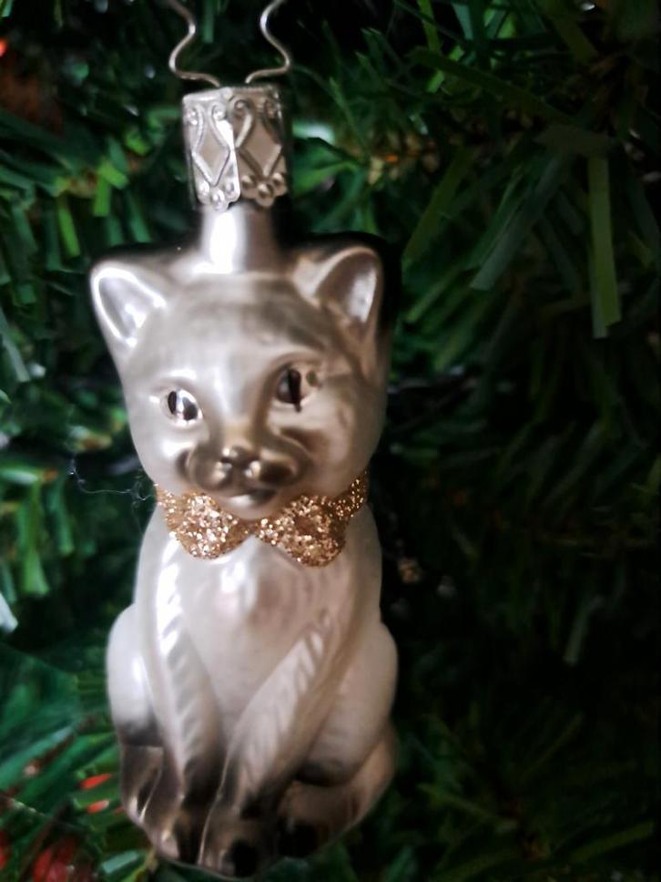 Kerstbal  van een kat van Inge Glas, Diversen, Kerst, Zo goed als nieuw, Ophalen of Verzenden