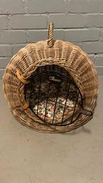 Rieten kattenmand, niet gratis wel betaalbaar, Ophalen, Gebruikt, Riet