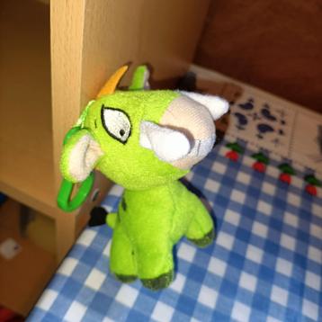 Neopets groene koe sleutelhanger knuffeltje 11 cm groot  beschikbaar voor biedingen