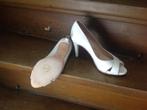 Witte pumps maat 36, Ophalen of Verzenden, Zo goed als nieuw, Wit, Pumps