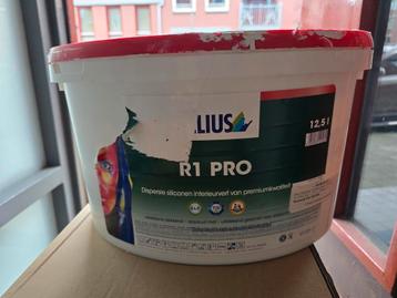 Relius R1 pro muurverf in RAL9010 beschikbaar voor biedingen