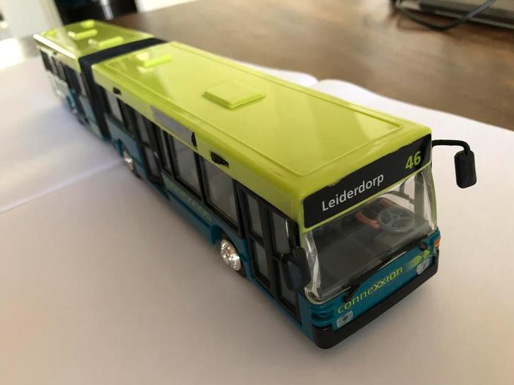 Connexxion bus (Leiderdorp), Hobby en Vrije tijd, Modelauto's | 1:50, Gebruikt, Bus of Vrachtwagen, Ophalen of Verzenden