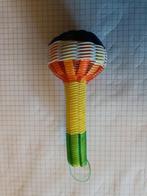 Kleurig gevlochten rammelaar met belletje, Ophalen of Verzenden, Nieuw