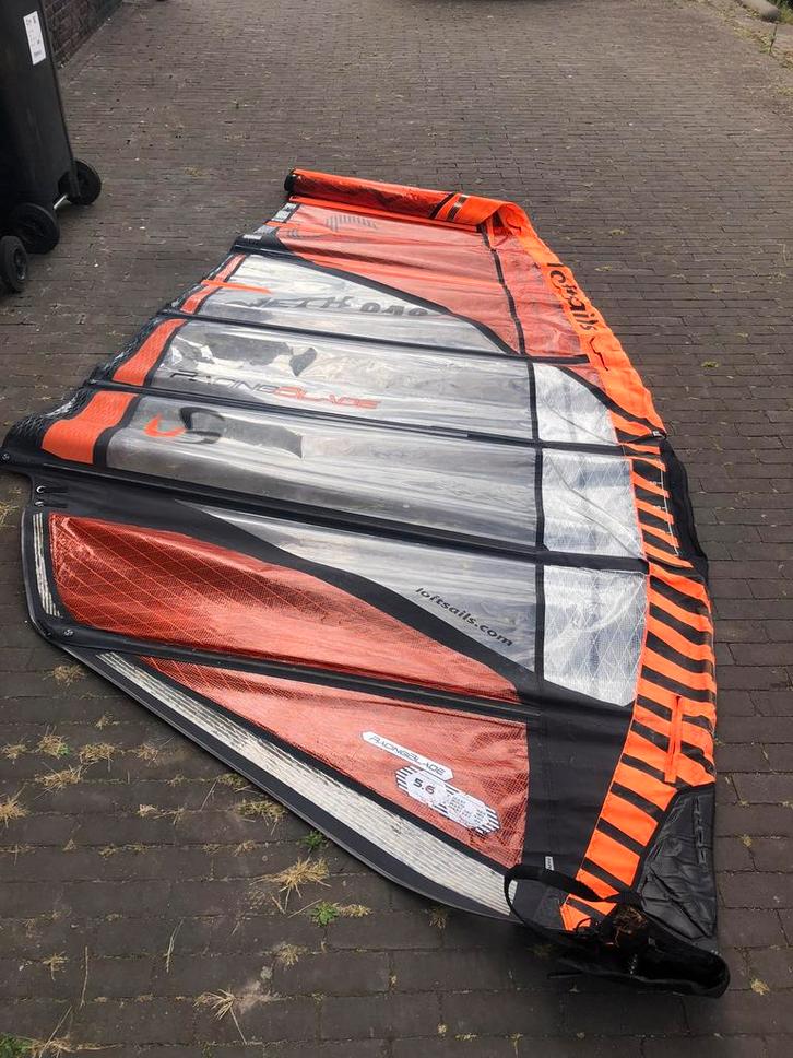 Loftsails Racingblade 5.6 & 7.0, Neilpryde carbon giek, Watersport en Boten, Windsurfen, Gebruikt, Zeil, 5 tot 7 m², Ophalen