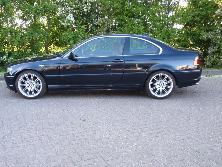 BMW Ci E46, 08 december 2005, BMW Special Edition,blauzwart., Auto's, BMW, Particulier, 3-Serie, ABS, Airbags, Airconditioning