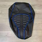 Zadelhoes Vespa Sprint blauw audi rs custom buddydek, Info@jynkx.com, Jynkx, Nieuw, Ophalen of Verzenden