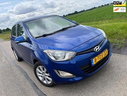 Hyundai I20 1.2i i-Deal / 2014 met nap!, Auto's, Hyundai, Bedrijf, Te koop, i20, ABS, Airbags, Airconditioning, Alarm, Centrale vergrendeling