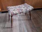 Vintage voetenbankje, Ophalen, Minder dan 50 cm, Gebruikt, Stof