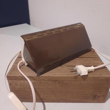 retro vintage wandlamp  beschikbaar voor biedingen