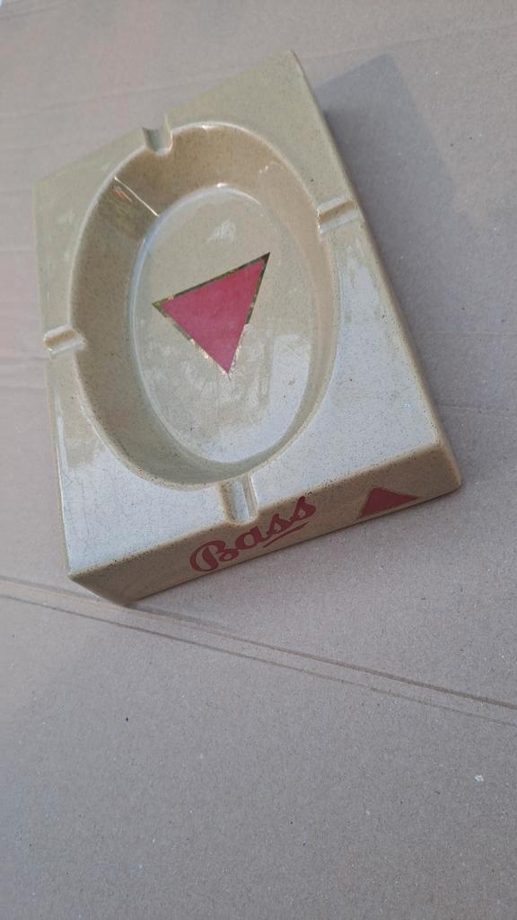 Vintage Bass Bier Asbak, Antiek en Kunst, Curiosa en Brocante, Ophalen of Verzenden
