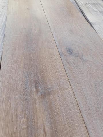 RESTPARTIJ 52,8 M2 EIKEN MULTITOP 22 CM BREED EXTRA DIK, WIT beschikbaar voor biedingen
