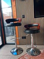 Verstelbare barkrukken met houtlook, Huis en Inrichting, Barkrukken, Ophalen, Gebruikt, Hout, In hoogte verstelbaar