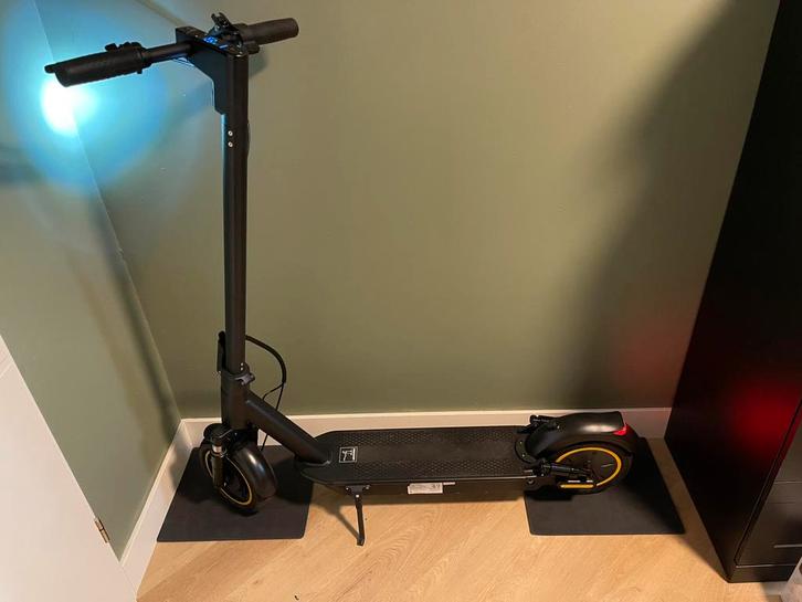 AOVOPRO ESMAX elektrische step., Fietsen en Brommers, Steps, Nieuw, Elektrische step (E-scooter), Ophalen