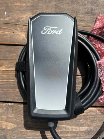 Thuislader Ford nieuw beschikbaar voor biedingen