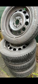 Bmw serie 1 winterset 195/55, Auto-onderdelen, Banden en Velgen, 16 inch, Banden en Velgen, 195 mm, Winterbanden