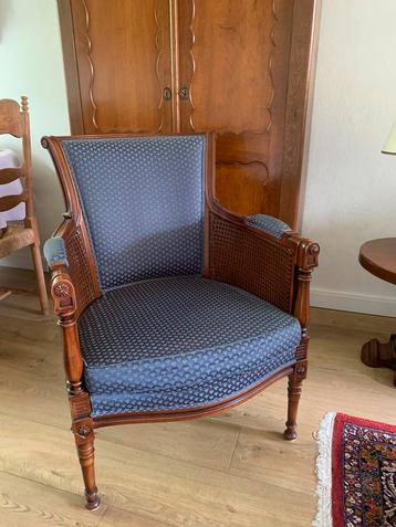 4 Antieke fauteuils beschikbaar voor biedingen