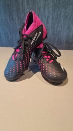 Veld voetbalschoenen Adidas, Sport en Fitness, Voetbal, Maat XS of kleiner, Ophalen, Zo goed als nieuw, Schoenen