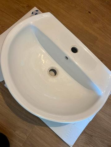 Wasbak beschikbaar voor biedingen