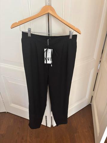 Zara zwarte losse pantalon elastieken band, loose fit, S/M beschikbaar voor biedingen