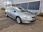 Opel Astra Sports Tourer 1.4 Turbo Cosmo Navi! Bj:2011 NAP!, Auto's, Gebruikt, 4 cilinders, 1337 kg, Origineel Nederlands