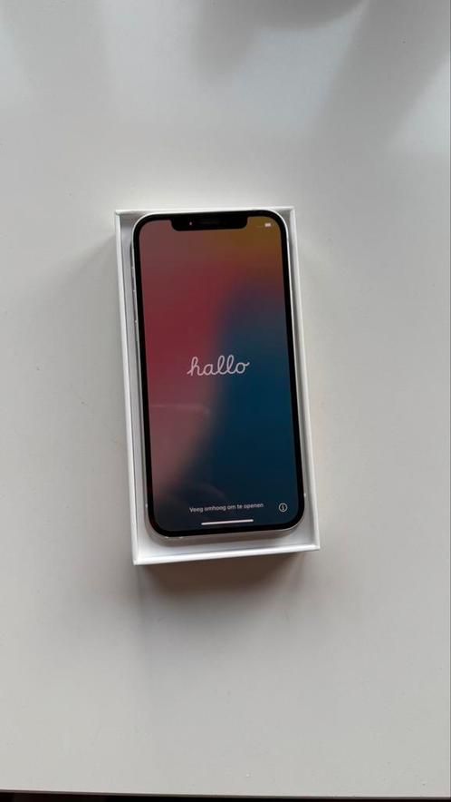 Nette Iphone 12 wit 64 GB | batterij conditie 84%, Telecommunicatie, Mobiele telefoons | Apple iPhone, Zo goed als nieuw, 64 GB