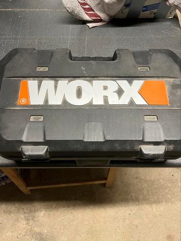 Worx hand mini zaag beschikbaar voor biedingen