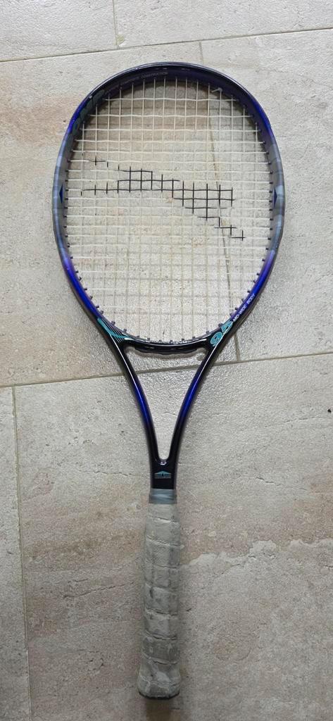 Tennisracket Slazenger met hoes - Gebruikt, Sport en Fitness, Tennis, Ophalen of Verzenden