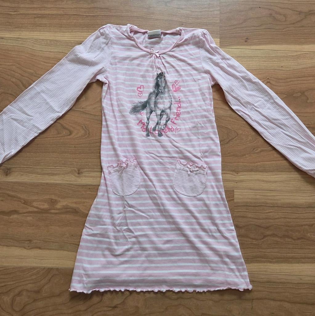 Nachtjapon paard, Kinderen en Baby's, Kinderkleding | Maat 146, Nacht- of Onderkleding, Meisje, Ophalen of Verzenden, Zo goed als nieuw